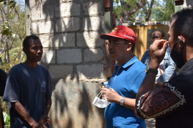 Kota Kupang Walikota bantu korban angin kencang