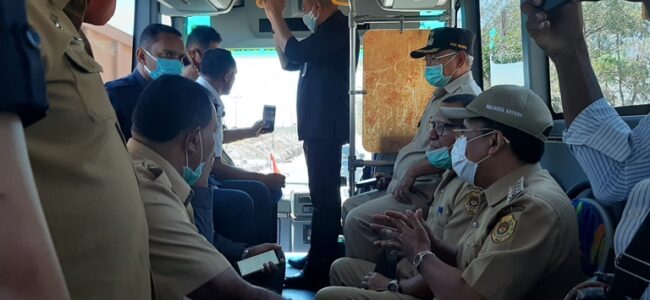 Kota Kupang walkot numpang Bus Rapit Trans