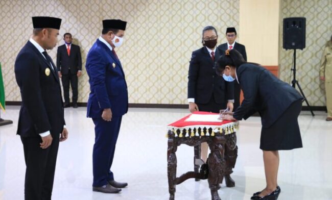 kupang pelantikan pejabat