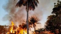 sumba_kampung deke terbakar sumba kampung deke terbakar