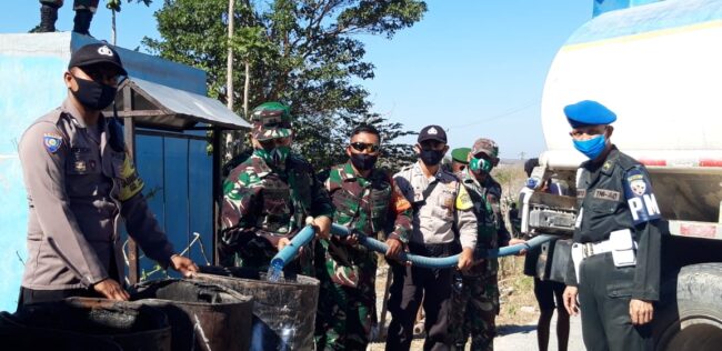 sumtim kodim salurkan air bersih