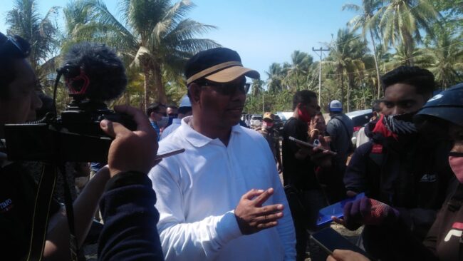 Lembata Akses ke lamalera