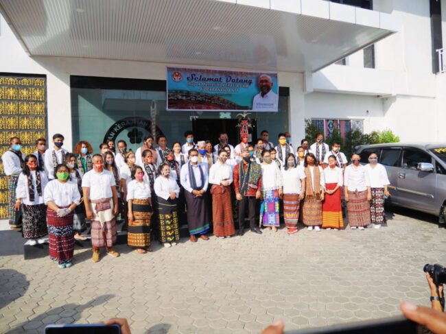 NTT kunker menteri koperasi2