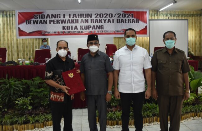 Kota Kupang DPRD tetapkan APBD 2021