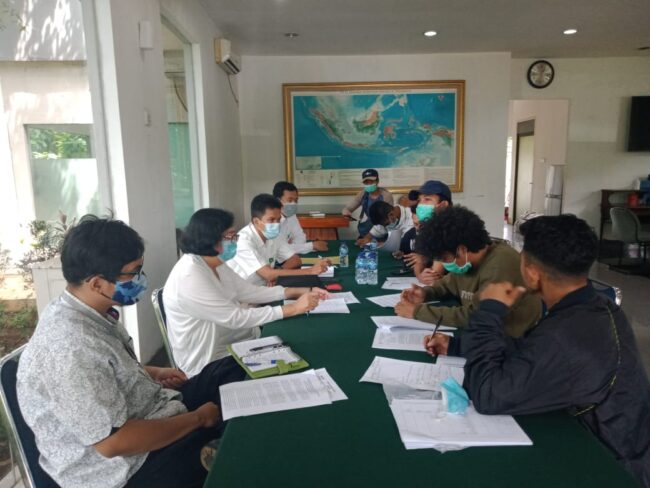 demo tolak tambang manggarai