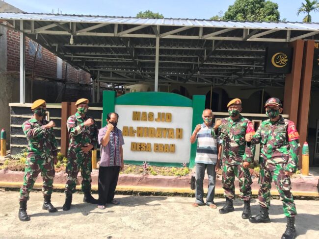TTU Yonarmed perbaiki masjid