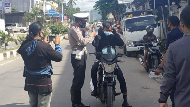 TTU polisi bagi masker