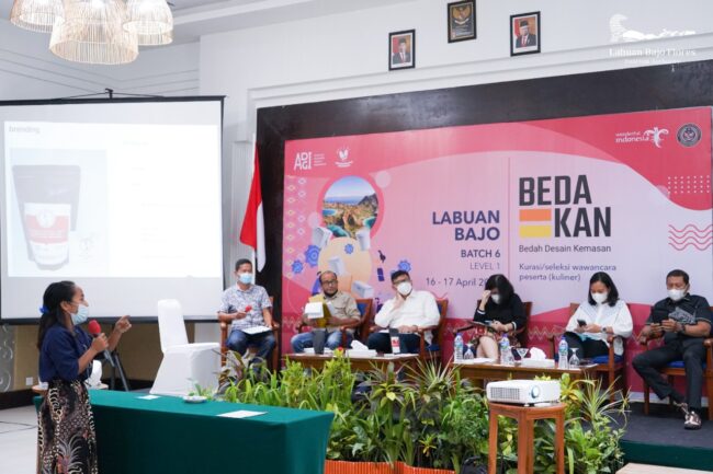 mabar bedakan