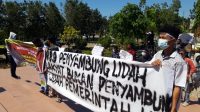 Kota Kupang demo sikat