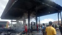 Ruteng SPBU terbakar