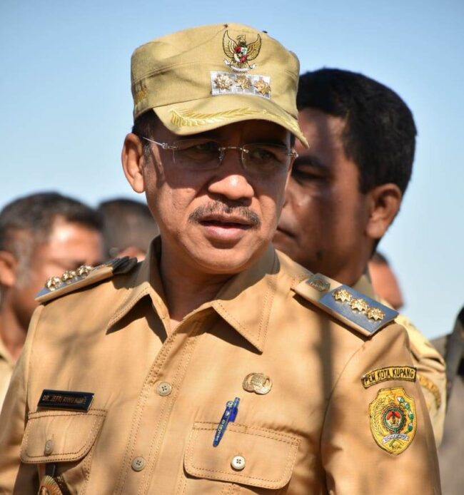 kota kupang walikota