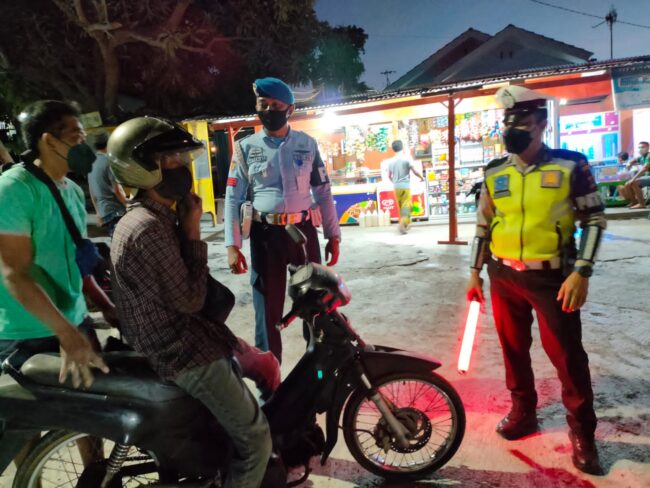 Kota Kupang kendaraan putar balik