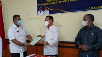 kota kupang serahkan sertifikat tanah