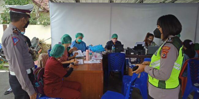 Manggarai Polres vaksin