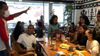 ntt mll rapat cafe kopi