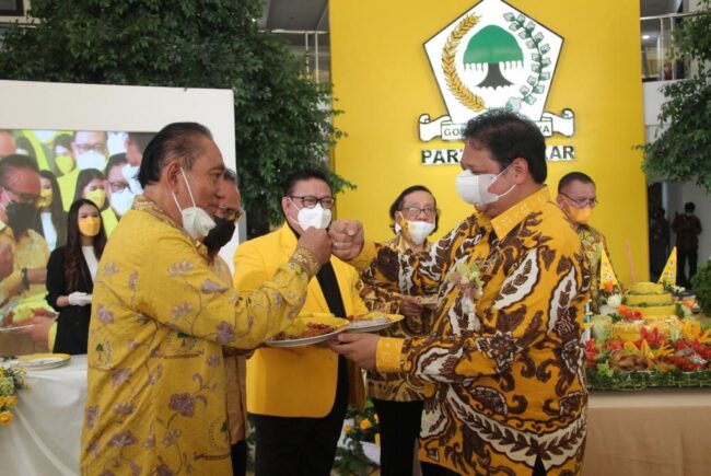 HUT Golkar ketua umum