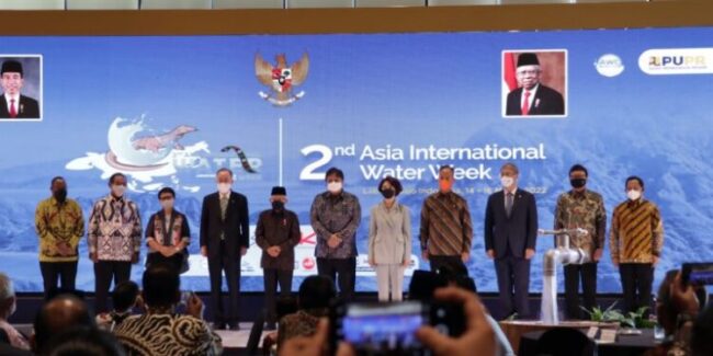 WAPRES BUKA AIWW DI LABUAN BAJO