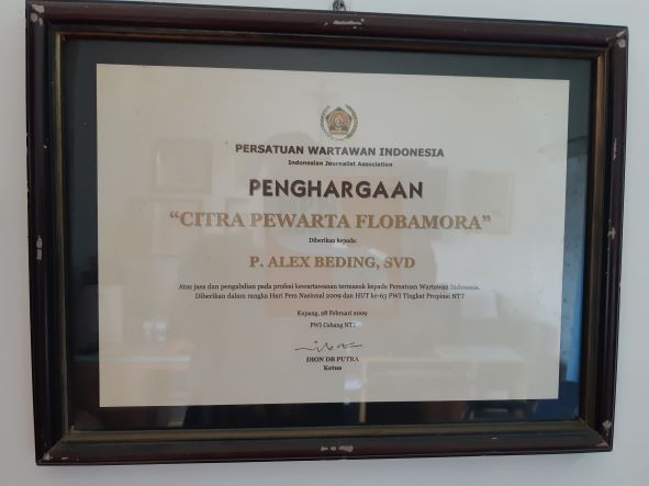 Ziarah dari “Tena Laja” Menuju Ledalero 1 aleks beding penghargaan PWI NTT