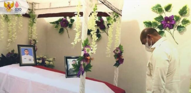 ntt gub beri penghormatan