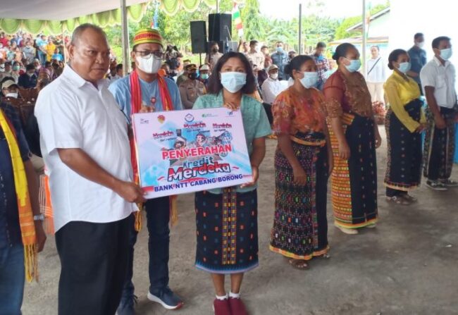 Bank NTT CSR Borong