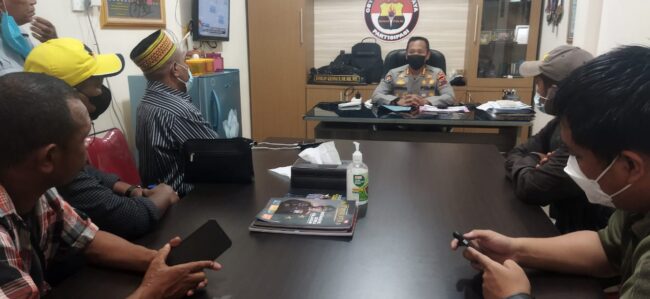 kupang demo wartawan