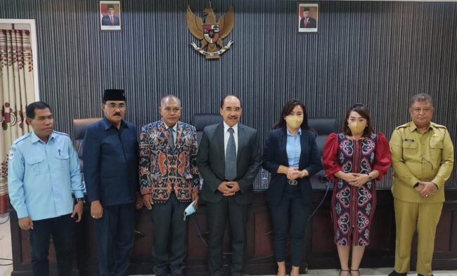 kota kupang pd pasar