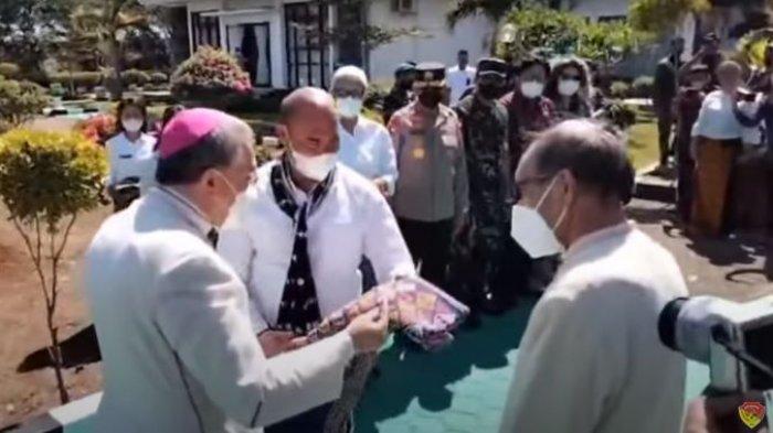DUTA BESAR VATIKAN DI KUPANG