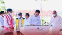 JOKOWI RESMIKAN BANDARA KOMODO