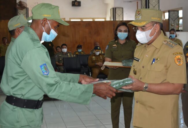 Kupang walikota satlinmas