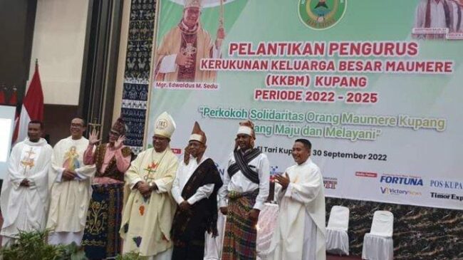 KKBM dan Uskup Maumere