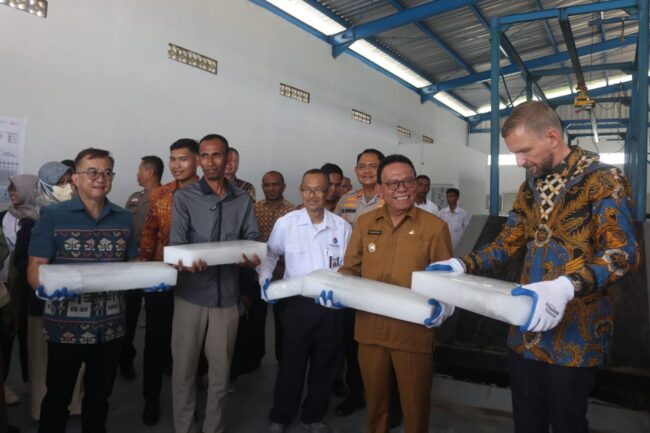 kupang es