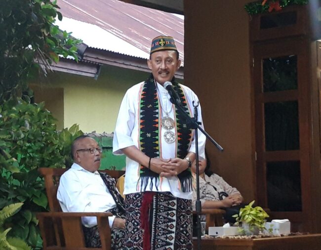 kota kupang jonas salean