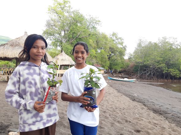 flotim smpn1 lewolema