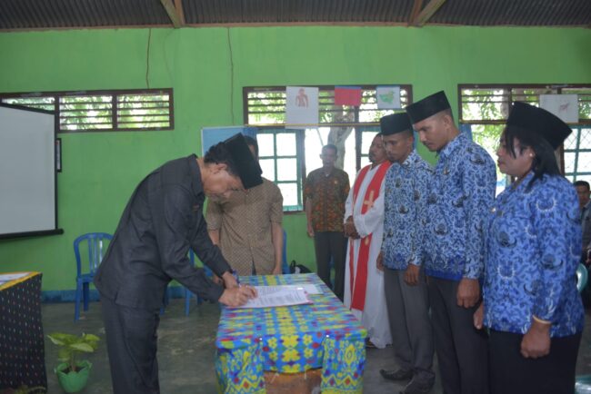 manggarai kadis dikbud