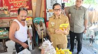 gubernur pasar oebobo