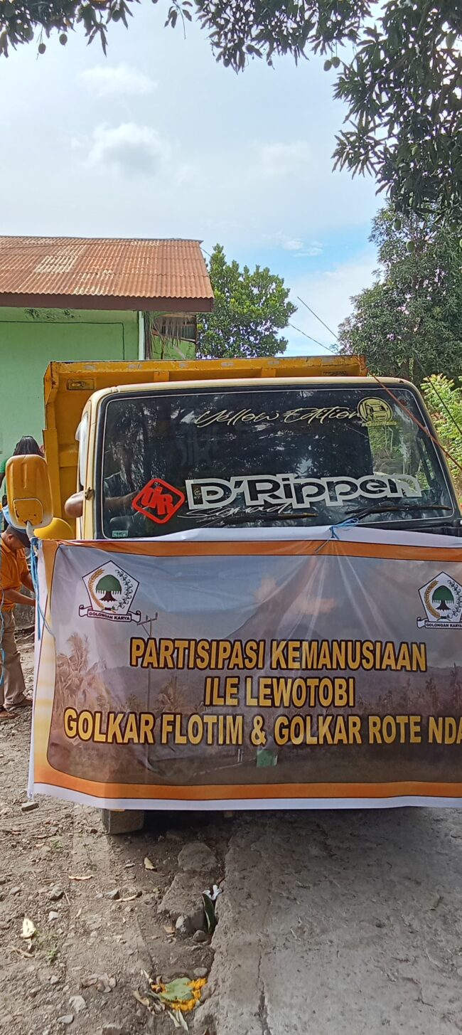 Golkar Flotim Bergerak, 8 Titik Pengungsi Lewotobi Tersapa 1 IMG 20241107 WA0135 scaled
