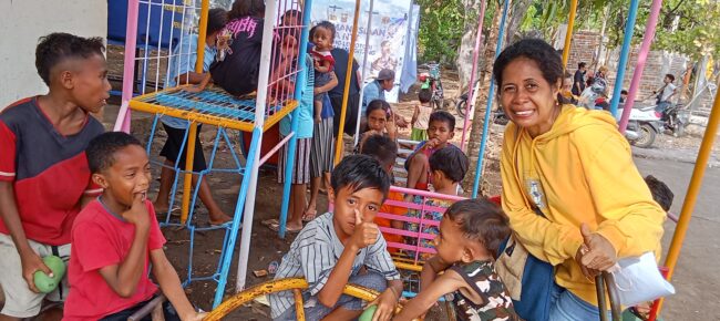 Golkar Flotim Bergerak, 8 Titik Pengungsi Lewotobi Tersapa 2 IMG 20241107 WA0145 1 scaled