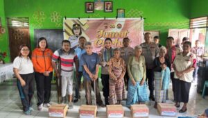 Kapolres TTU Serap Aspirasi Warga Lewat Jumat Curhat dan Salurkan Bantuan Sosial 1 IMG 20260223 WA0011